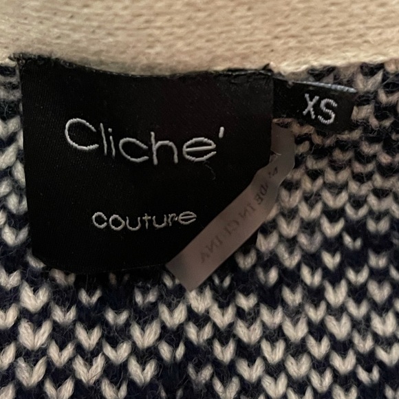 Cliche Couture zippered sweater - Picture 2 of 3